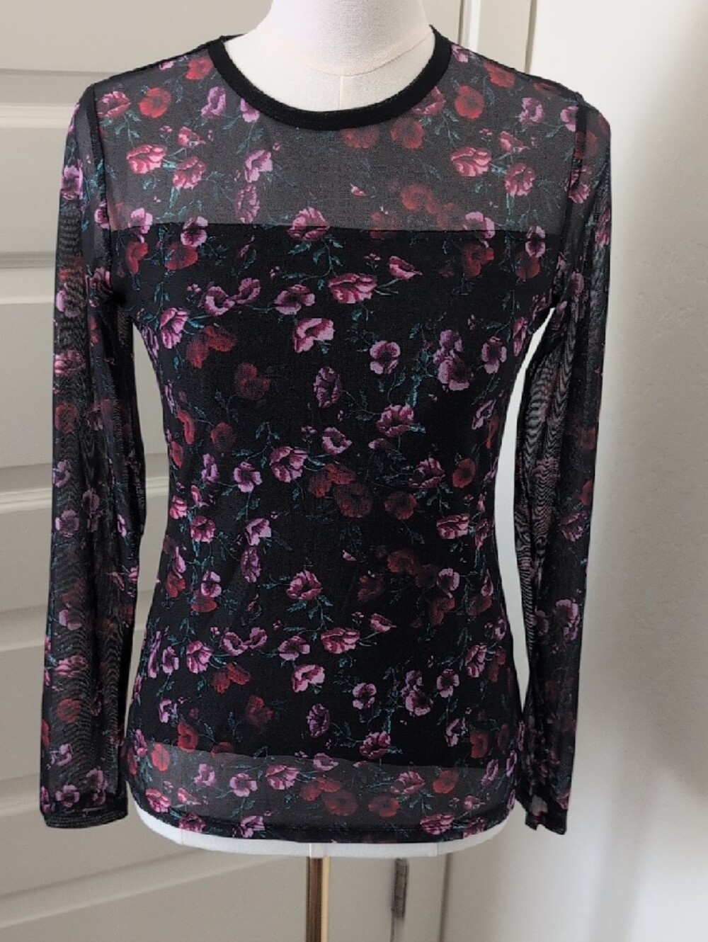 AKEWEI Sheer Mesh Long Sleeve Top Crew Neck Double Layered Floral Size Medium - Picture 3 of 10